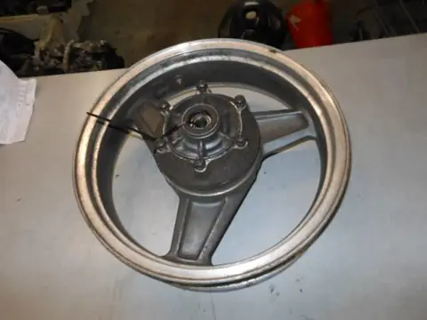 Kawasaki ZR750C Achterwiel 41073-1481