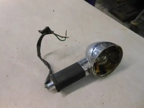 Kawasaki ZR750C Knipperlicht behuizing rechts voor