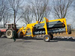 Menart 3300 SP tractor aangedreven