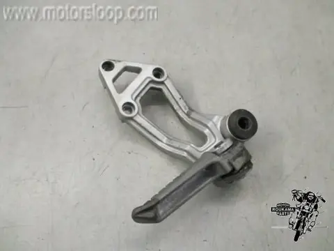 Kawasaki ZX-10(ZXT00B) Voetstep met houder rechts achter