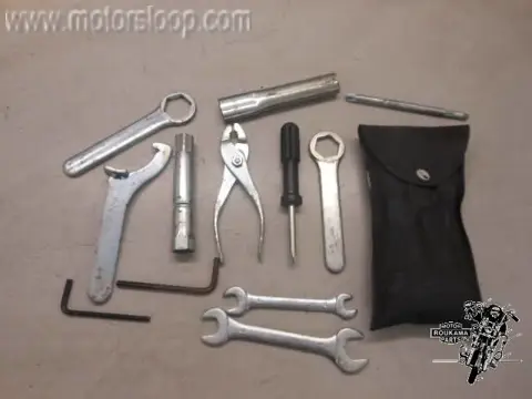 Suzuki GSF600S(A81111) Gereedschapset