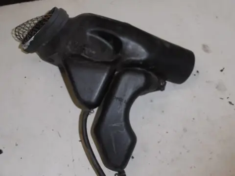 Kawasaki ZX-9R Luchtbuis links 14073-1589