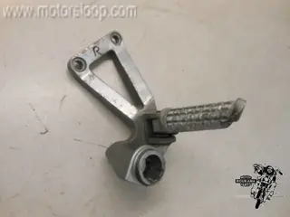 Kawasaki ZX-9R Voetstep met houder rechts achter