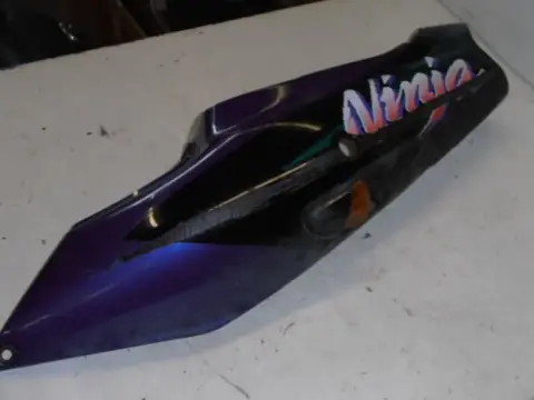 Kawasaki ZX-9R Zijkap links achter