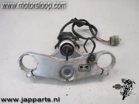 Kawasaki ZX-9R(ZX900E) Kroonplaat met contactslot