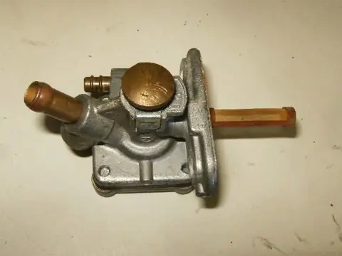 Kawasaki ZX6(ZX4D) Benzinekraan 51023-1171