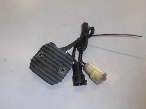 Kawasaki ZX6-R 636 Spanningsregelaar 21066-1125
