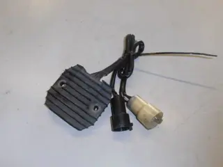 Kawasaki ZX6-R 636 Spanningsregelaar 21066-1125