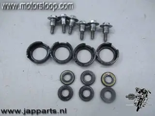 Kawasaki ZXR750(ZX750L) Klepdekselbouten
