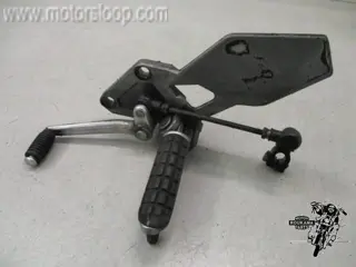 Kawasaki ZZR1100C Schetsplaat links met step en pedaal