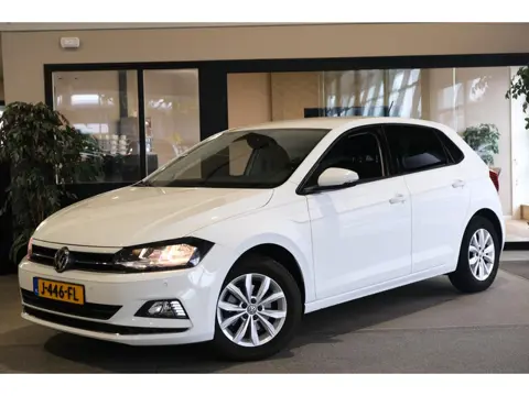 Volkswagen Polo 1.0 TSI Highline DSG ACC PDC Carplay