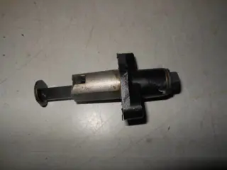 Kawasaki ZZR1100D Nokkenas kettingspanner 12048-1113