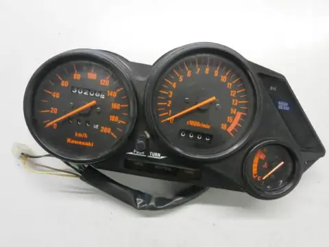 Kawasaki ZZR250 ? Tellerset 30208 km