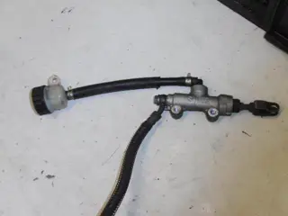 Kawasaki ZZR250(EX250) Rempomp achter 43015-1497