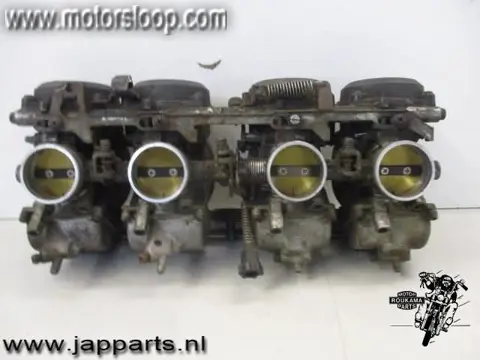 Kawasaki ZZR600D Carburateurs