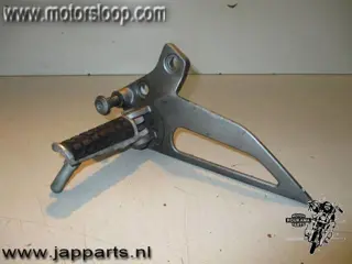 Kawasaki ZZR250(EX250) Voetsteunbracket links voor