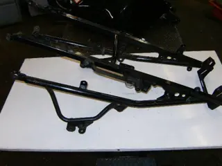 KAWASAKI ZZR600(D)90-92 Subframe