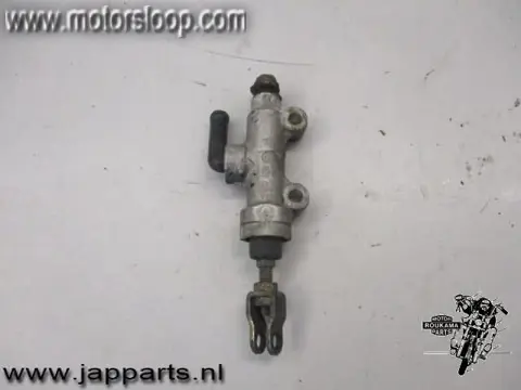 Kawasaki ZZR600D Rempomp achter