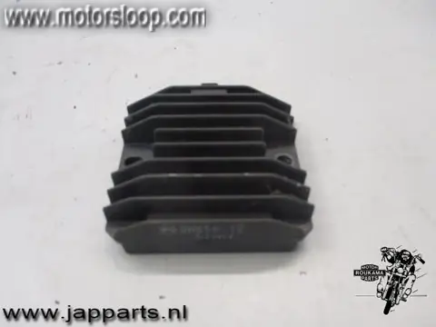 Kawasaki ZZR600D Spanningsregelaar