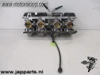 Kawasaki ZZR600E Carburateurs