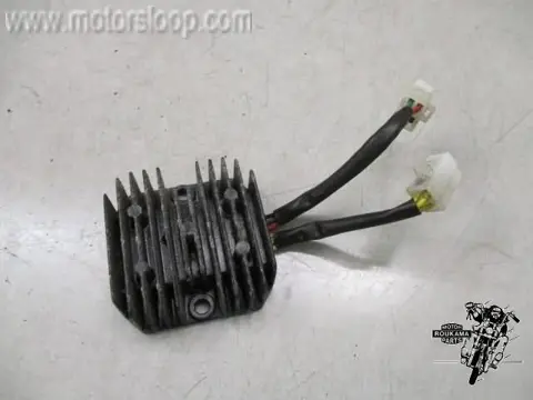 Kymco S200SI(D120) Spanningsregelaar