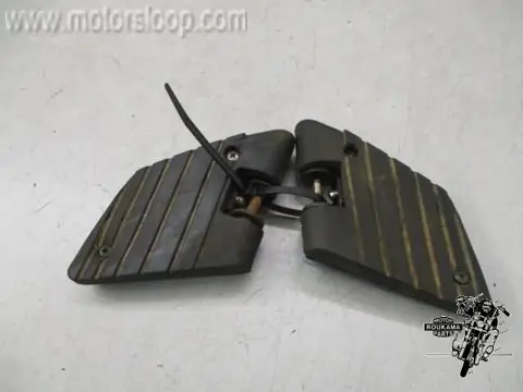 Kymco S200SI(D120) Voetsteps achter