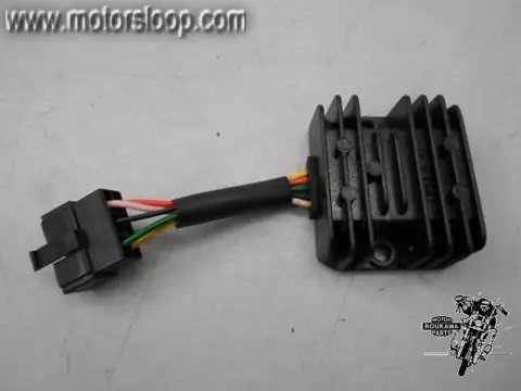 Kymco Like 125(LC2D20) Spanningsregelaar