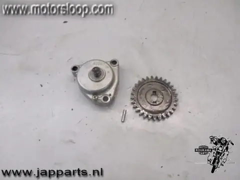 Suzuki GS450L Oliepomp