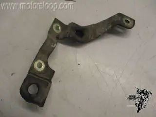 Suzuki AN400 Luchtfilterhuis beugel