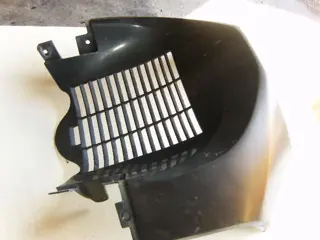 Suzuki AN400 Onderkuip