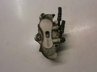 Suzuki AN400 Remklauw voor