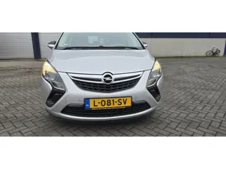Opel Zafira Tourer 1.4 Design Edition