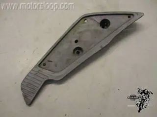 Suzuki AN400 Voetplank links achter
