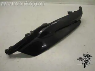 Suzuki AN400 Zadelkuip rechts