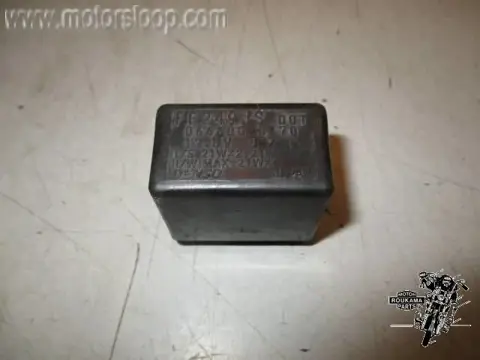 Suzuki AN650(BU1321) Knipperlcht relais