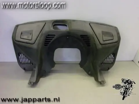 Suzuki AN650(BU1321) Opbergbak voorkant
