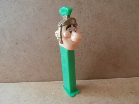 Asterix pez 3 adv7447