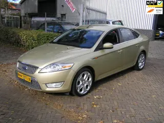 Ford Mondeo 2.0-16V Titanium nap airco nieuwe apk