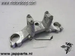 Suzuki AN650(BU1321) Voorvork balhoofdplaat