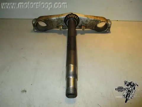 Suzuki AN650(BU1321) Voorvork T-stuk