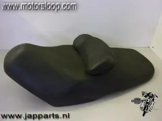 Suzuki AN650(BU1321) Zadel