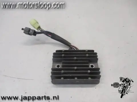 Suzuki DL1000(BS1111) Spanningsregelaar