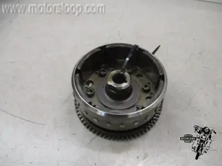 Suzuki DL650(B1111) Vliegwiel met startkoppeling