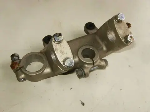 Suzuki DR250S Kroonplaat