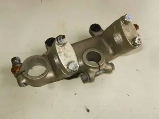 Suzuki DR250S Kroonplaat