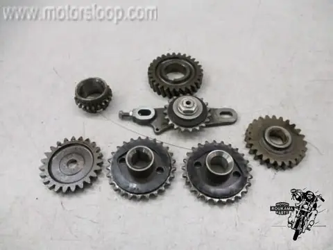 Suzuki DR500S Diverse tandwielen blok