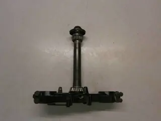 Suzuki DR650RS Voorvork T-stuk 51410-12D00