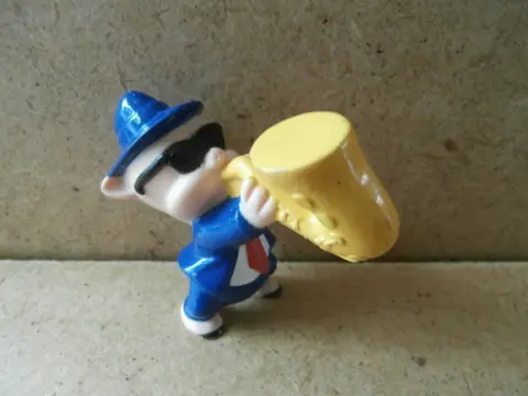 Looney tunes porky pig poppetje 2 adv7696