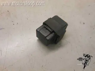 Suzuki DR750(SR41) Zekeringkast