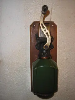 Wandkoffiemolen , pede - groen
